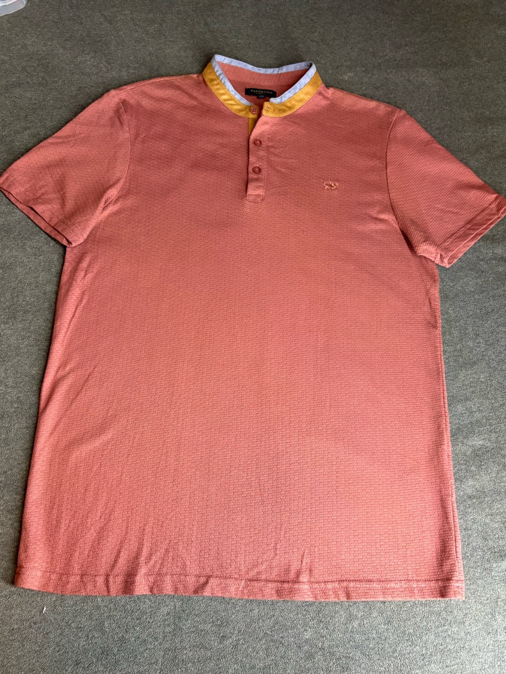 Patprimo Men's Short-Sleeve Polo in Terracota with Yellow-Trim Collar Size M